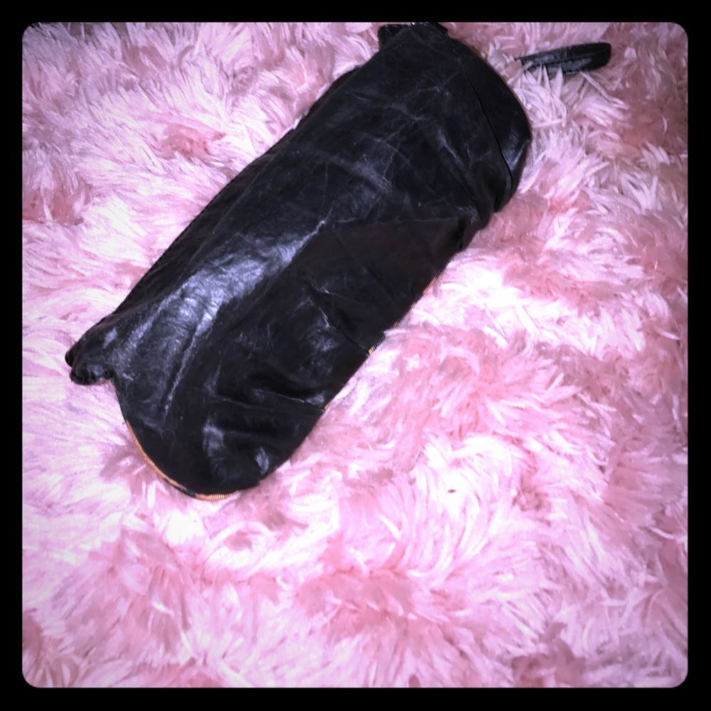 💕Guess 👛💕 - Picture 5 of 5
