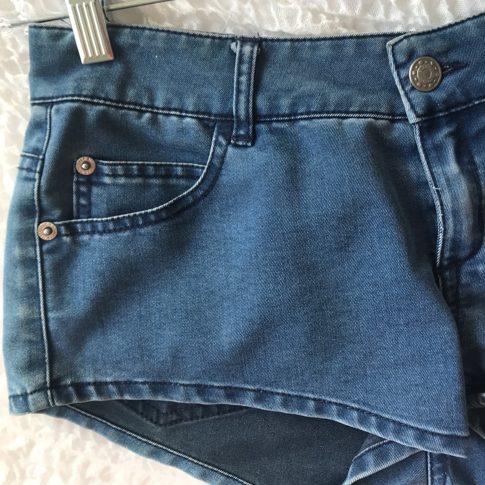 Low-Rise Brandy Melville Shorts