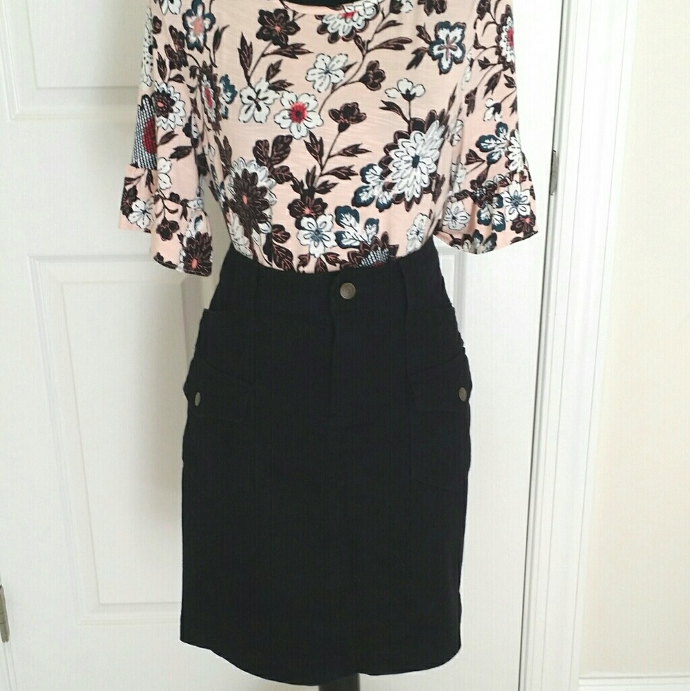 American Living denim pencil skirt size 10