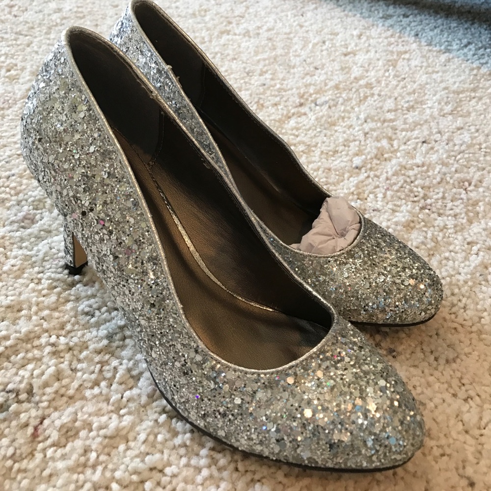 Michael Antonio glitter pumps!