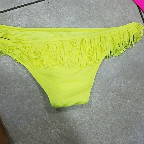 Victoria Secret bathing suit bundle - Picture 4 of 7