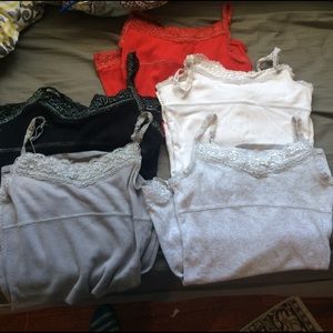 Bundle of tanktops