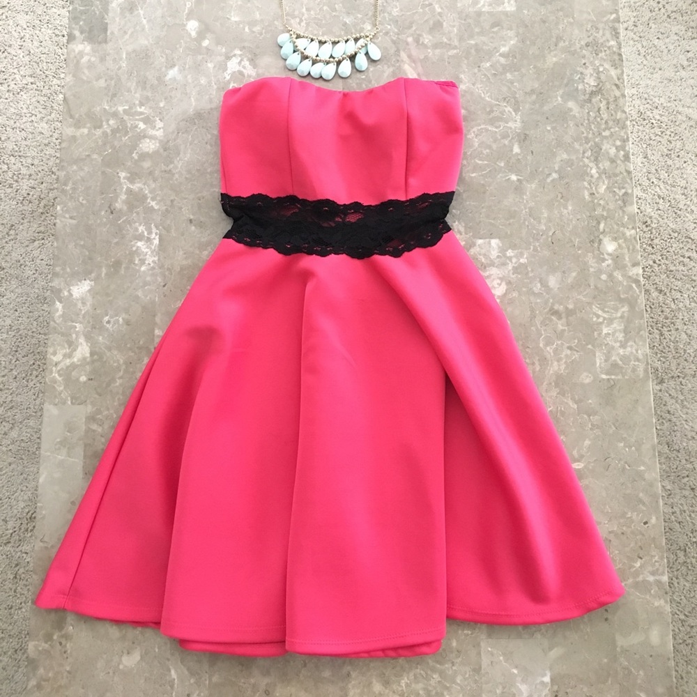 Small pink tube dress above knee