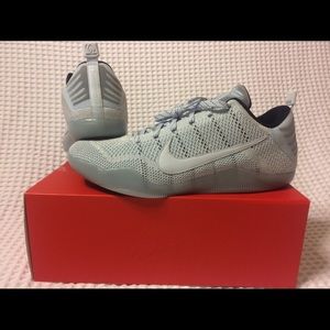 Nike Kobe 11 XI Elite Low Sneakers