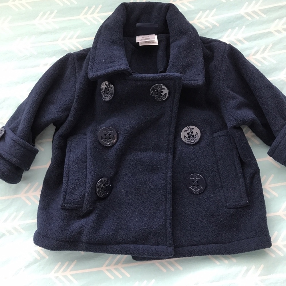Adorable little boy coat!