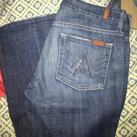 Authentic 7 mankind jeans in EUC - Picture 1 of 4