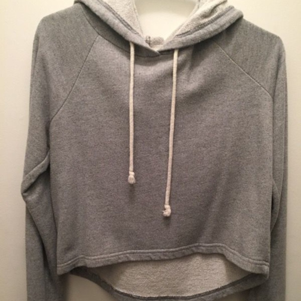 Crop top sweater