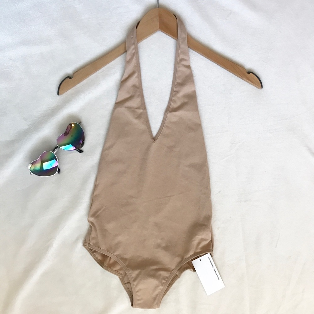 • Cotton Spandex Halter Bodysuit • - Picture 5 of 6