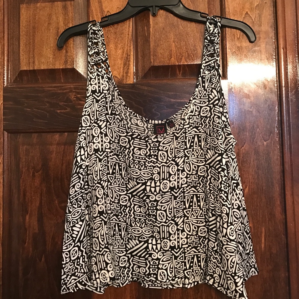 Material Girl size L black and white Tank