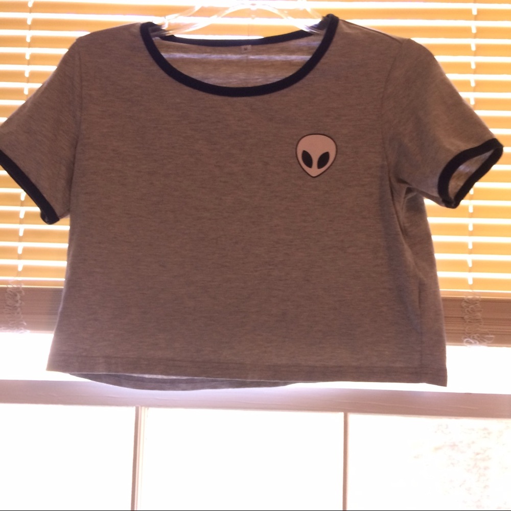 🆕ALIEN CROP TOP