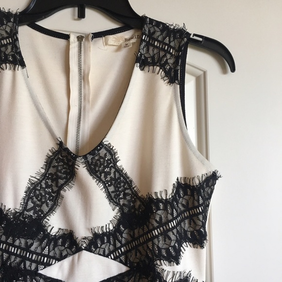 Formal dress! - Picture 3 of 4