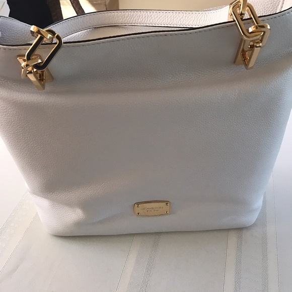 Michael Kors White women's hand bag - Picture 1 of 8