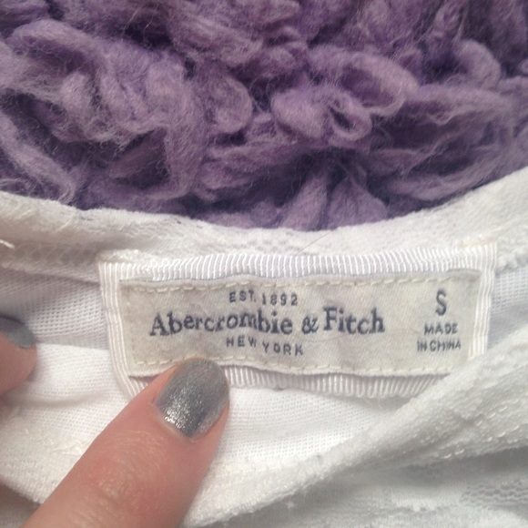 Abercrombie & Fitch Dresses - Lacy dress Abercrombie & Fitch Dresses - Lacy dress