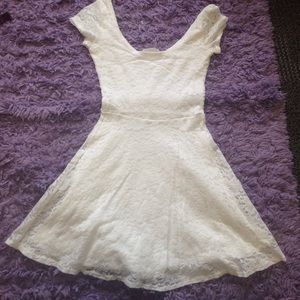 Abercrombie & Fitch Dresses - Lacy dress Abercrombie & Fitch Dresses - Lacy dress