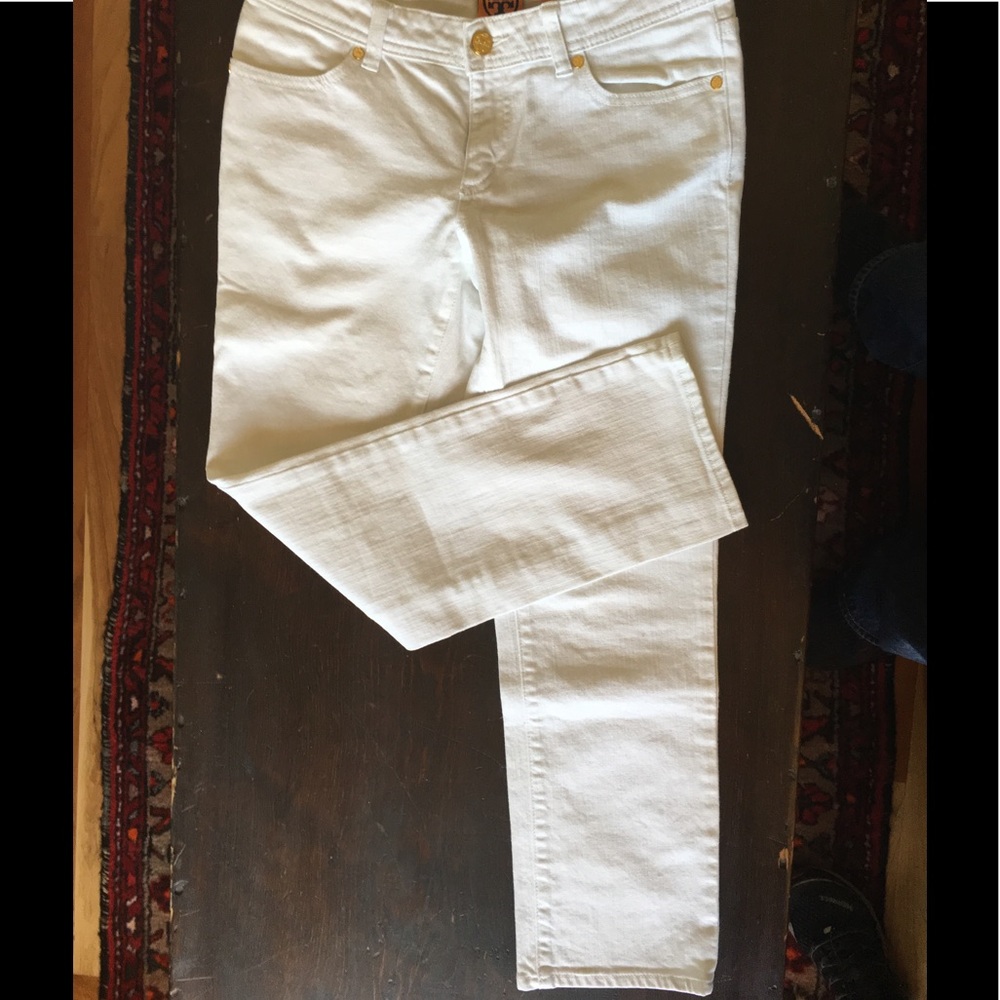 Super cute Tory Burch white jean capris