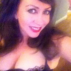 Meet your Posher, Eva