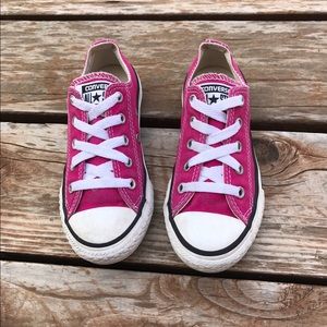 Converse low top pink sneakers 12 kids