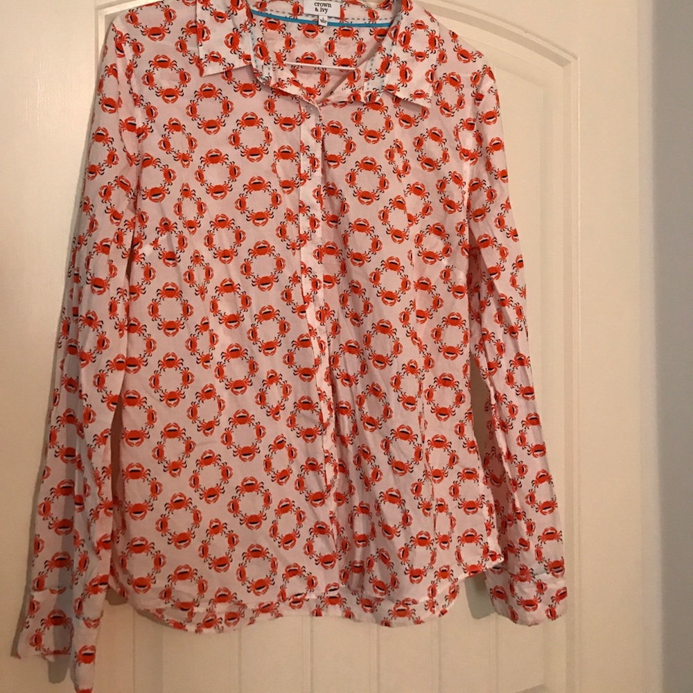 Blouse with crabs