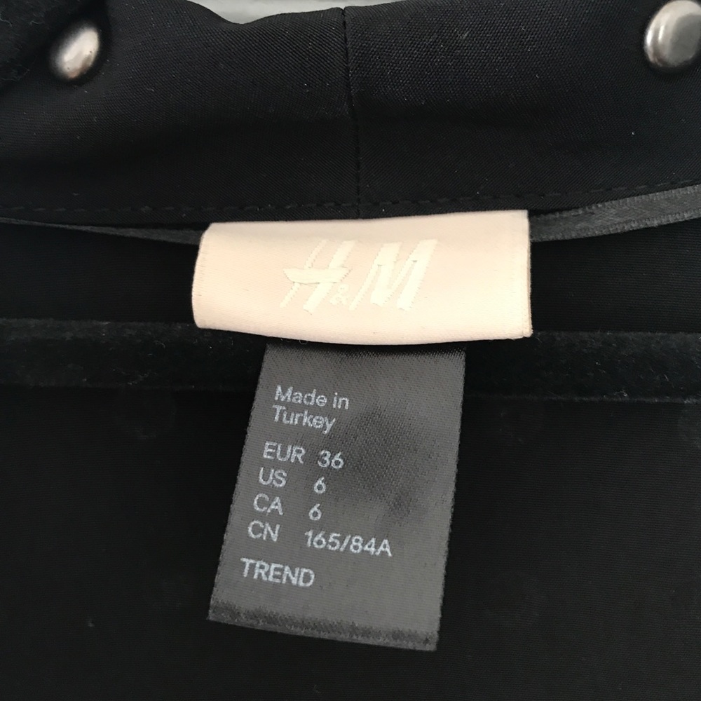 Sudded Jacket - Picture 2 of 4