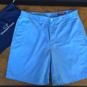 Vineyard Vines Men's Shorts Size 38