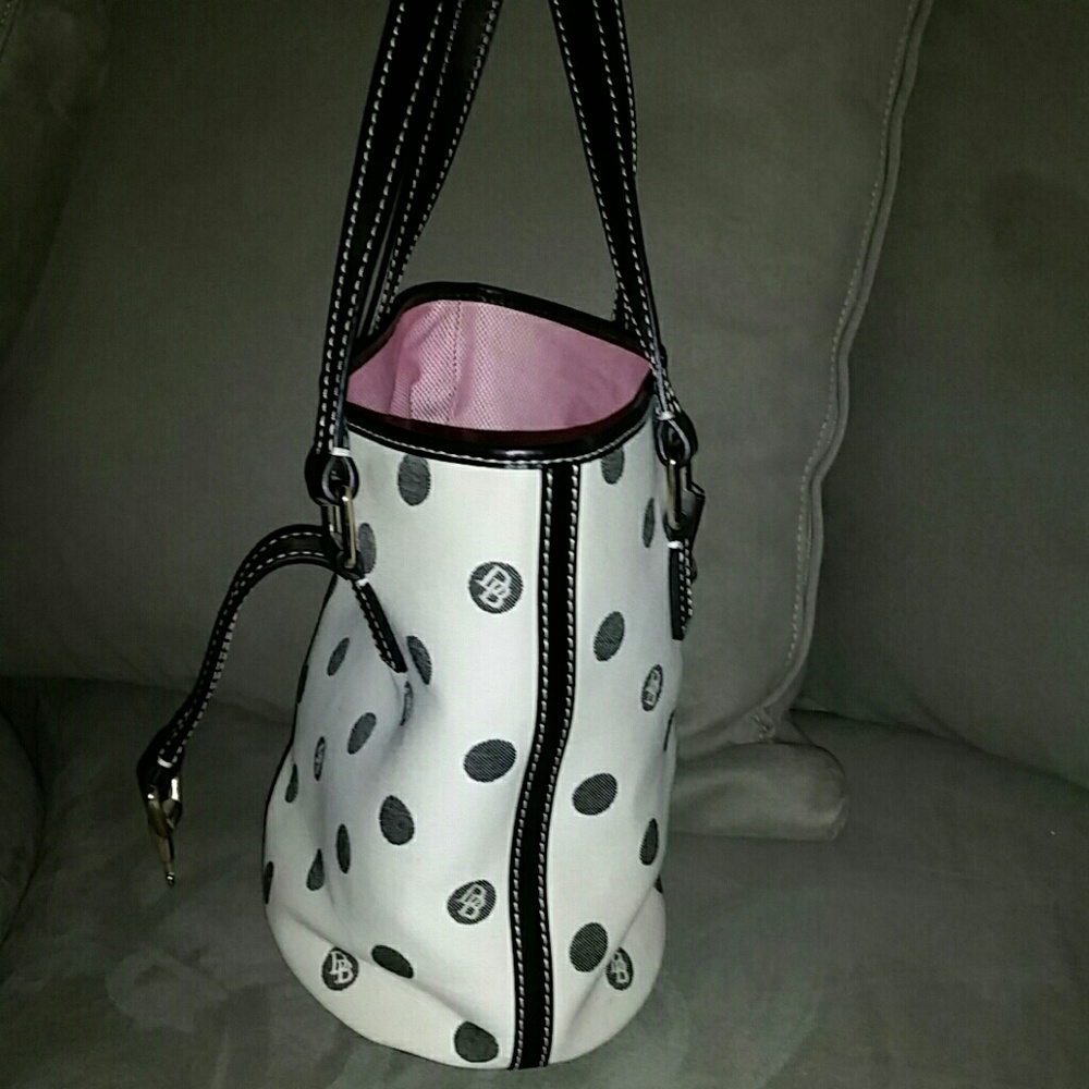 Handbag - Picture 2 of 8