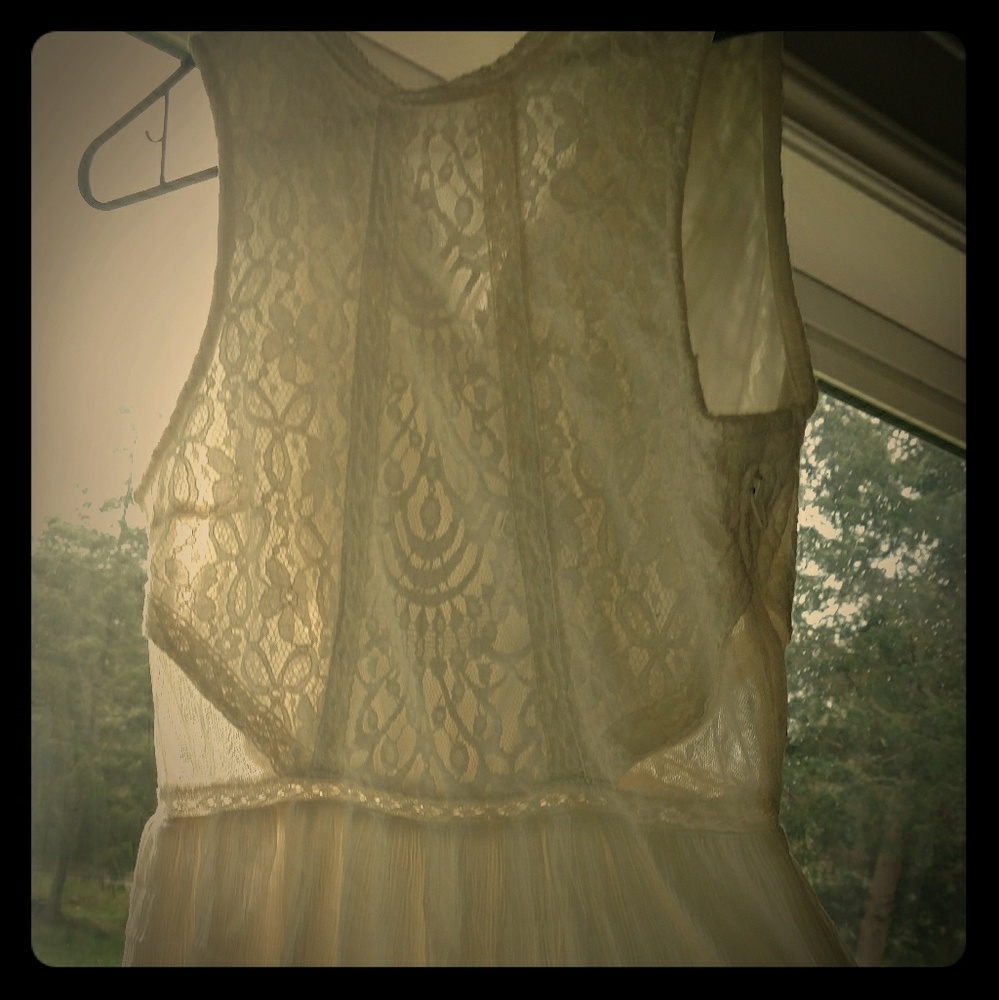 Lace dress
