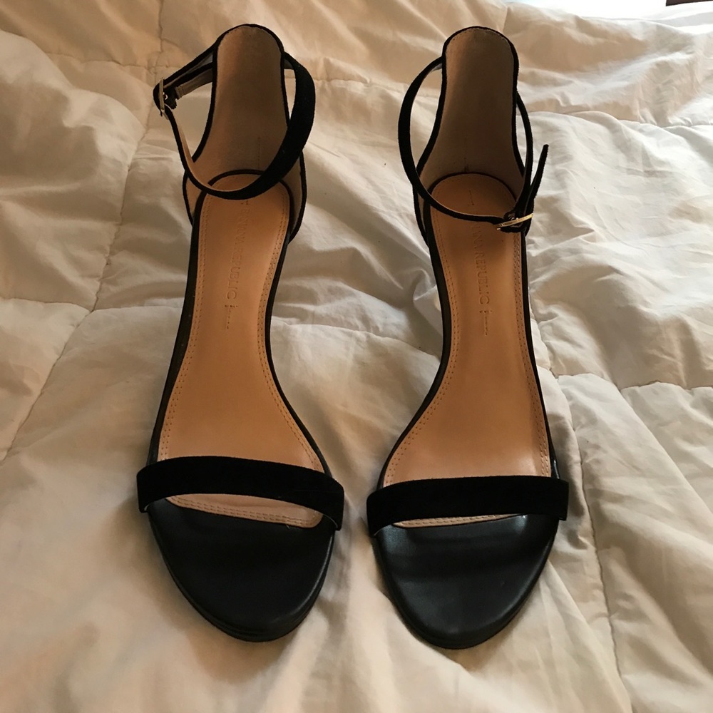 Banana Republic Jaylen heels