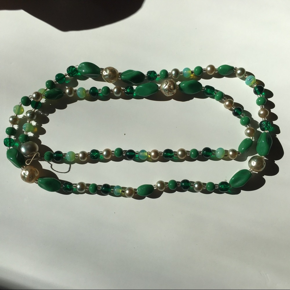 Vintage green glass bead necklace
