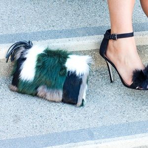 Vera Bradley Bags - Vera Bradley Faux Fur Clutch! Vera Bradley Bags - Vera Bradley Faux Fur Clutch!