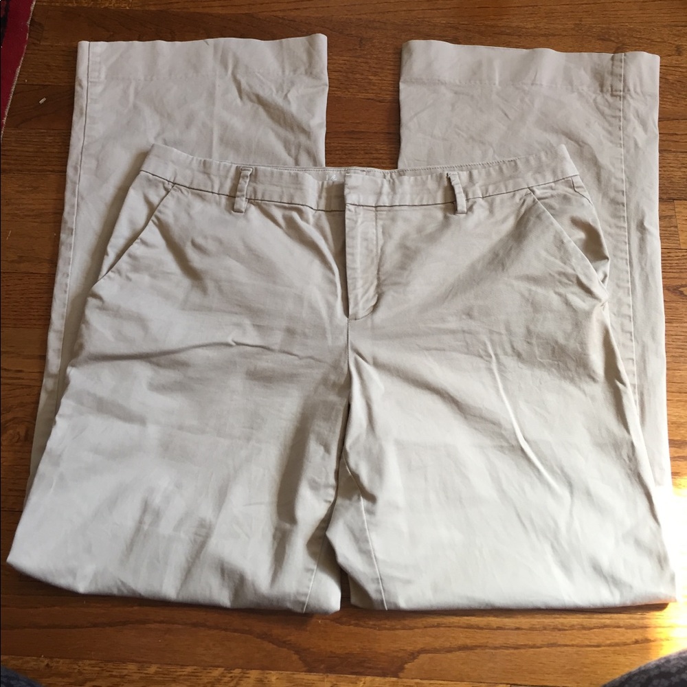 EUC GAP Khakis size 14