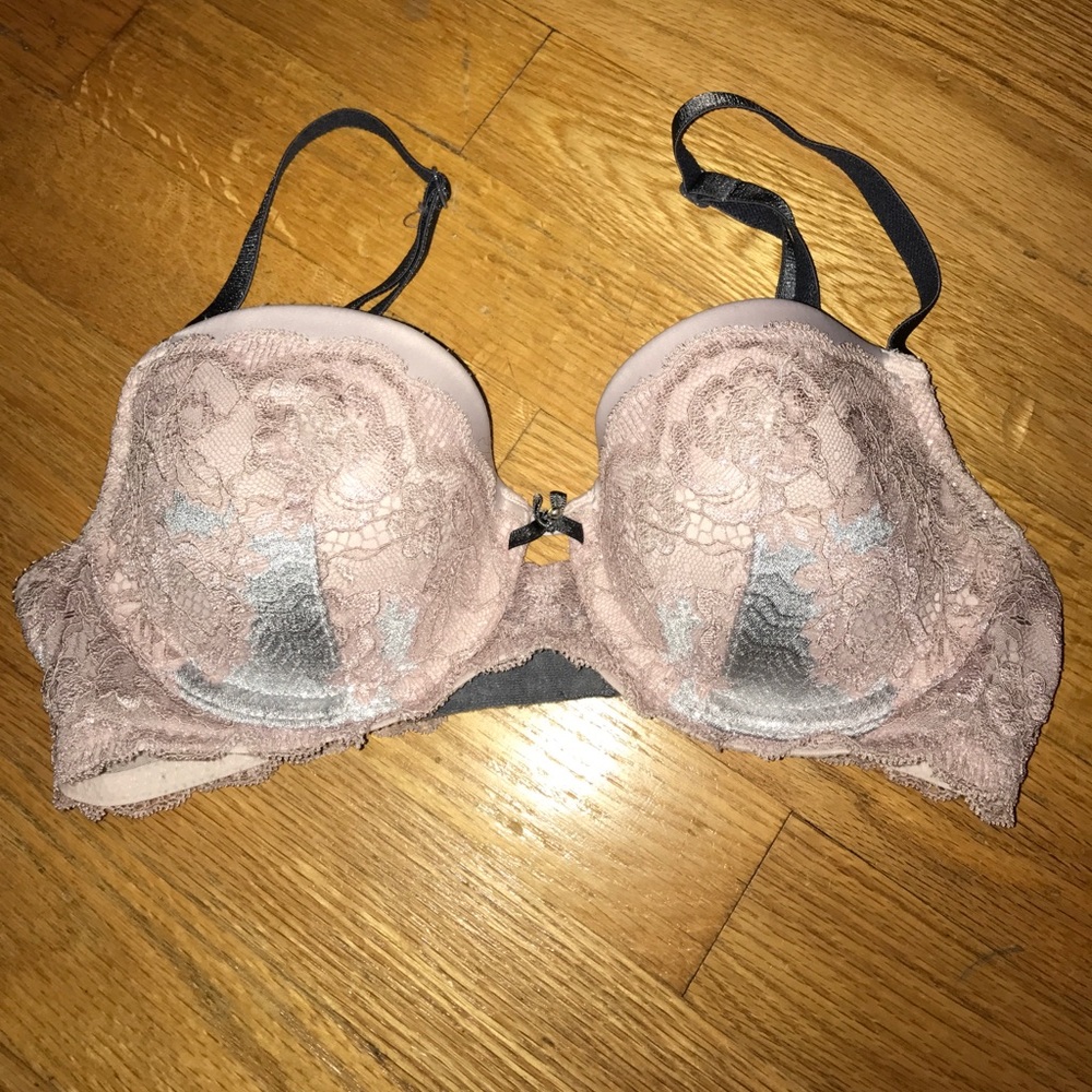 VS Bra