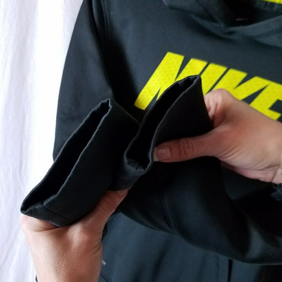 Nike Gray Therma-Fit Sweatshirt - Picture 4 of 6