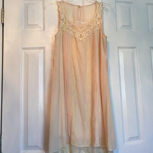 Blu Pepper Lace Dress