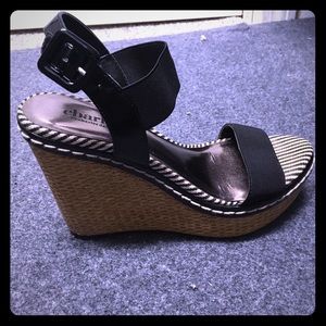 WOMEN'S WEDGE DRESS SANDALS