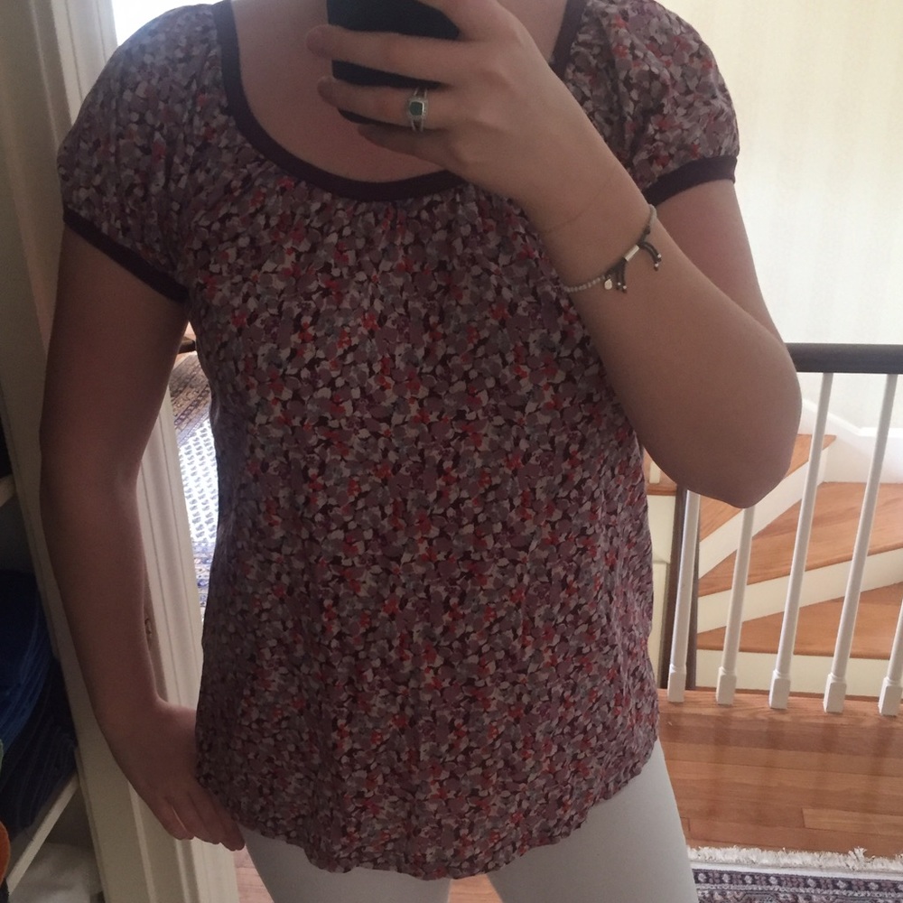 Velvet floral top!