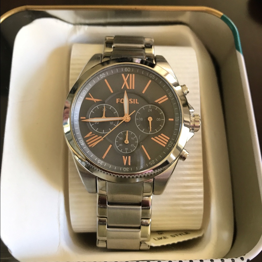 NWT Fossil watch