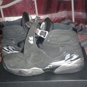 Jordan chrome 8s