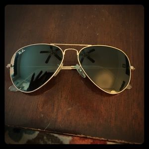 Ray ban aviator sunglasses
