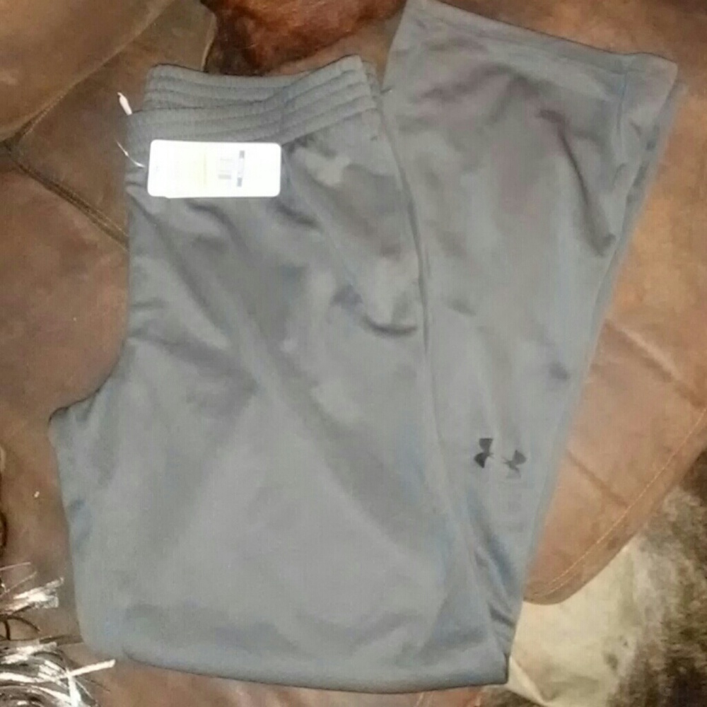 Womens Under Armour All Season pants sz XL