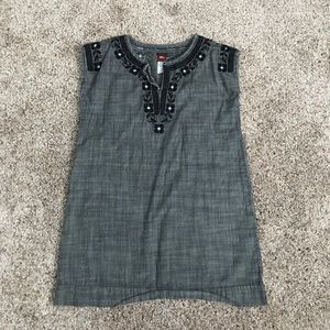 Shift dress with detail