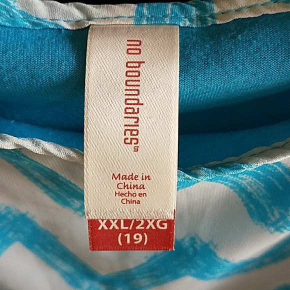 NWOT tank top size XXL/2X w/spaghetti straps - Picture 2 of 3