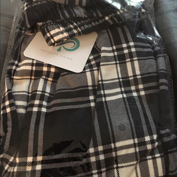 🎄LAST PAIR❄️New Infinity Raine leggings - Picture 3 of 3