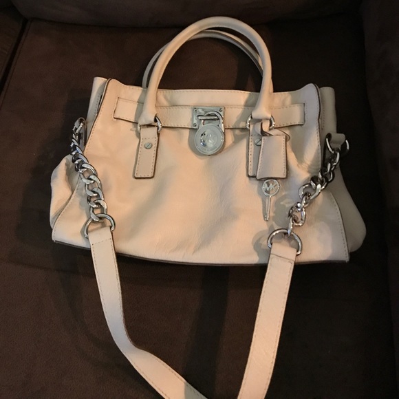 Michael Kors Handbags - MK Hamilton bag