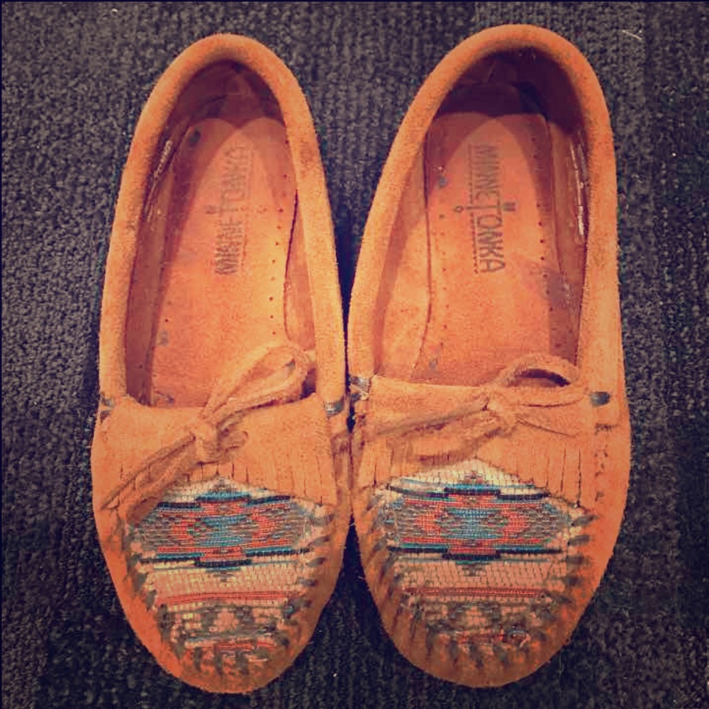 Minnetonka moccasins sz 5.5