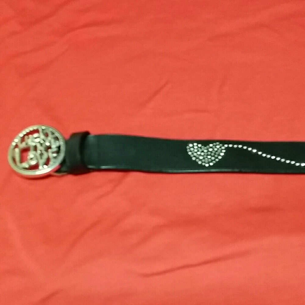 Brighton lucky in love belt and hearts size 32