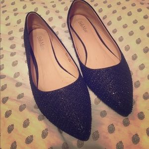 Embellished black pointy toed flats 10