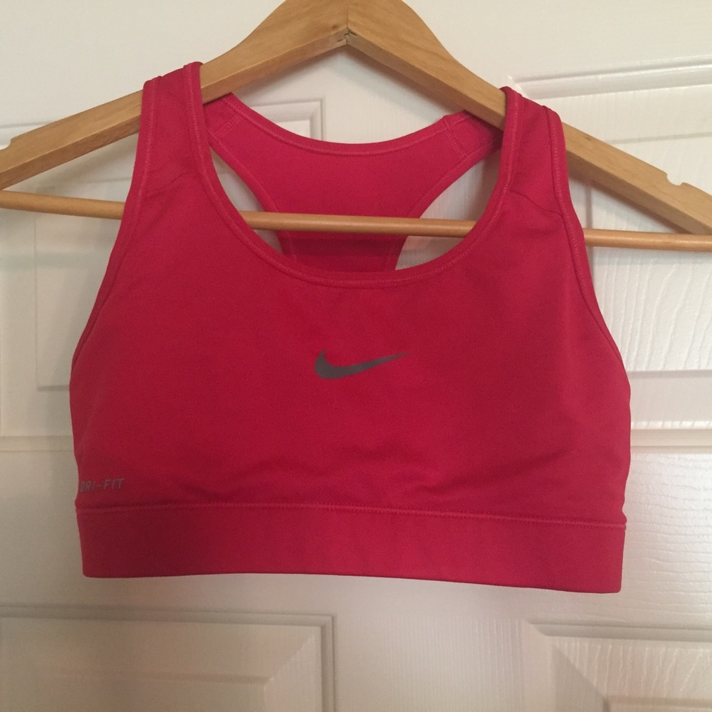 Nike Sports Bra Red Size Small