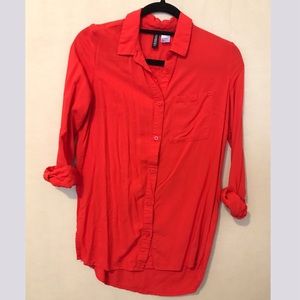 ❗️Make an offer❗️Red button down blouse