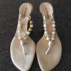 BCBG tan heels w/  Pearls / Swakorskis