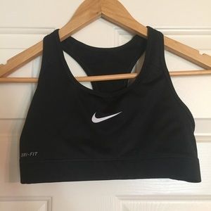 Nike Sports Bra Size Small Black